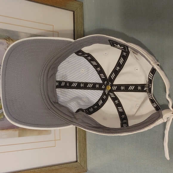 🧢Adidas Cap - Picture 6 of 8